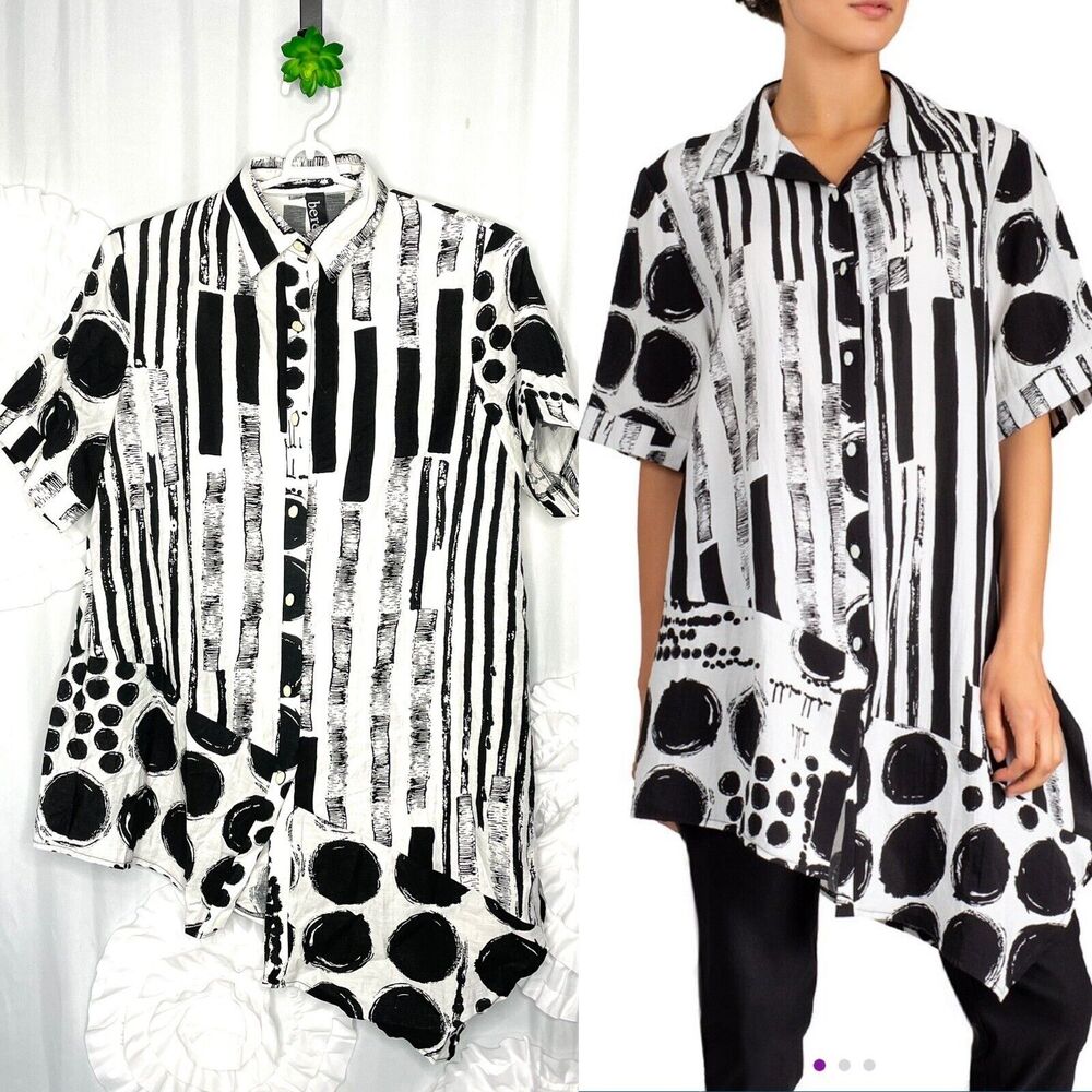 Berek Asymmetric Button Up Tunic Size XS Abstract Art Black White Relaxed Fit